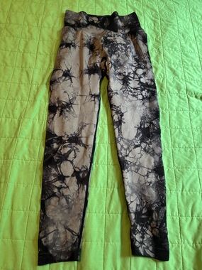 Tie Dye Booty Lift Leggings